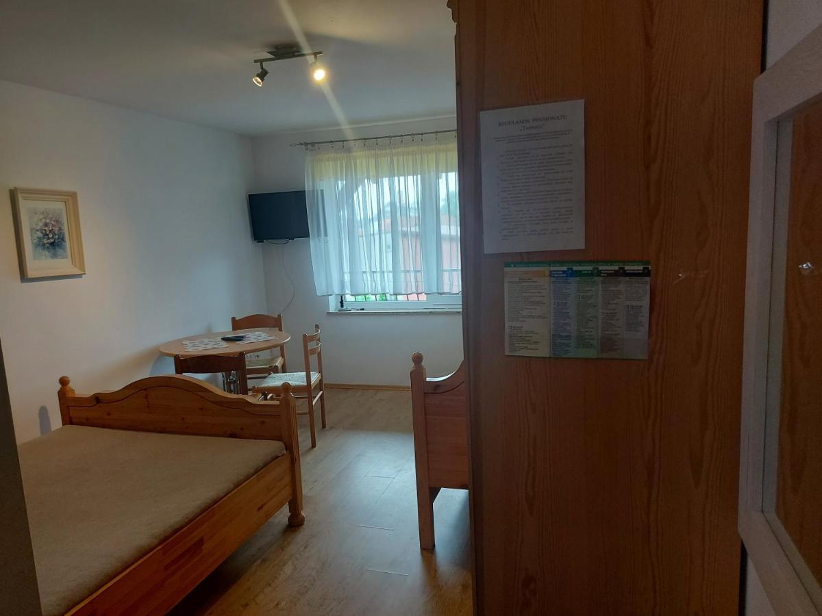 Pokoje Goscinne Tomasz Międzywodzie Exterior foto