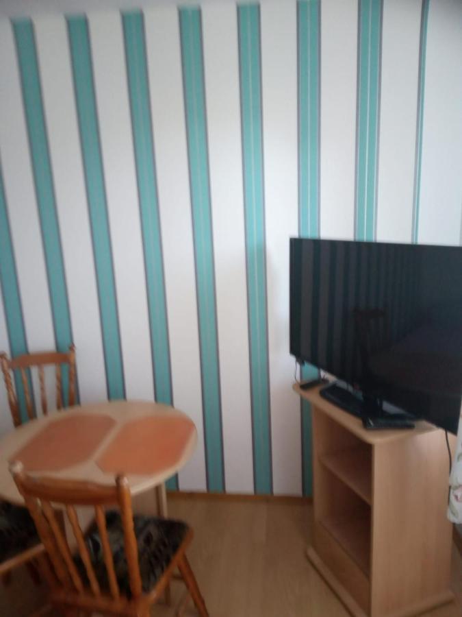 Pokoje Goscinne Tomasz Międzywodzie Exterior foto